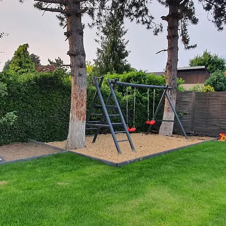 Mit Innenpool 26-28 Grad, Garten, Und Terasse Accommodatie bij particulieren Neuss