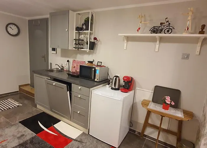 Mit Innenpool 26-28 Grad, Garten, Und Terasse Accommodatie bij particulieren