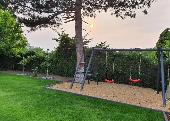 Mit Innenpool 28-30 Grad, Garten, Und Terasse Neuss